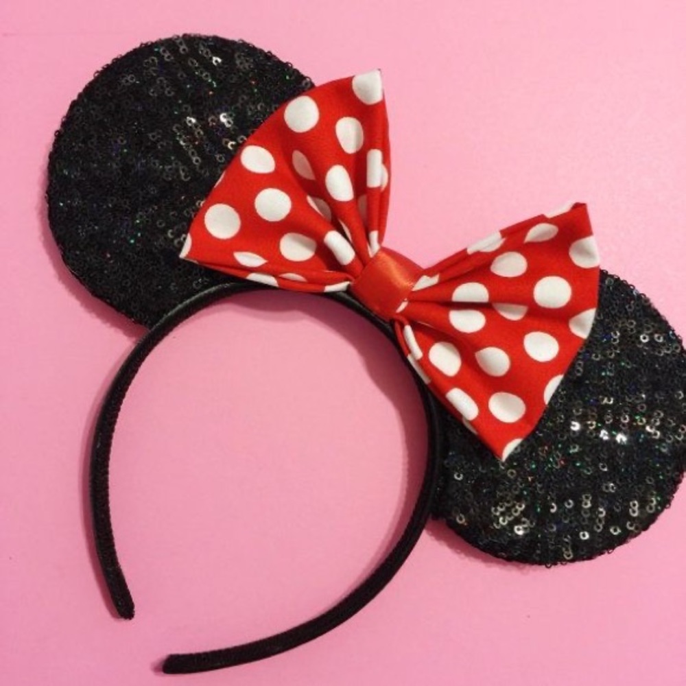 NWT handmade Disney sequin mouse ears